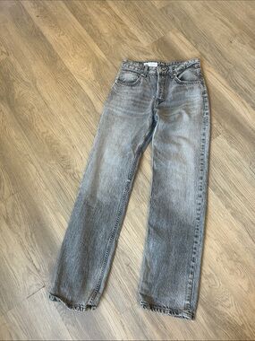 Zara Gray Straight-Leg Jeans